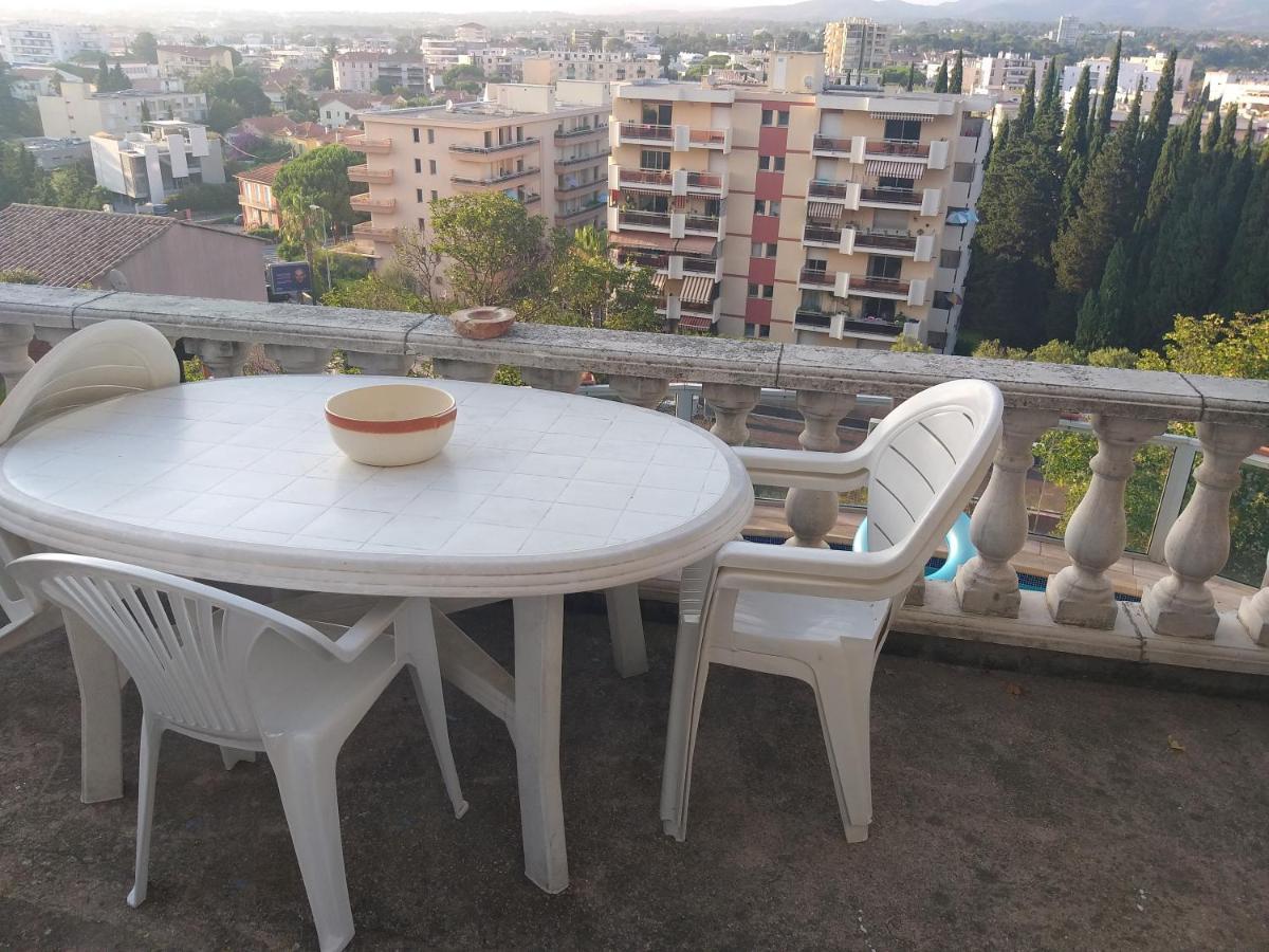 Ravissant Appartement Saint-Raphael Piscine Екстериор снимка