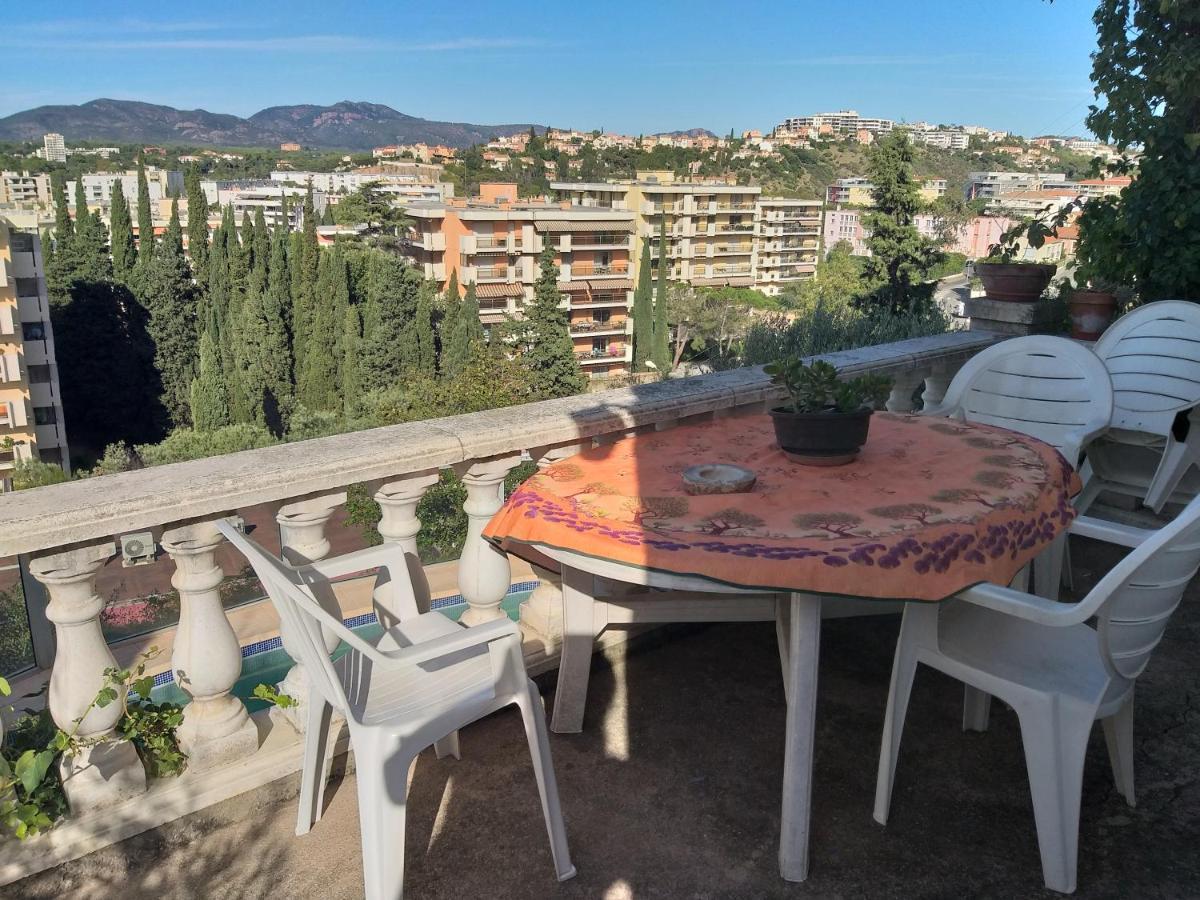 Ravissant Appartement Saint-Raphael Piscine Екстериор снимка